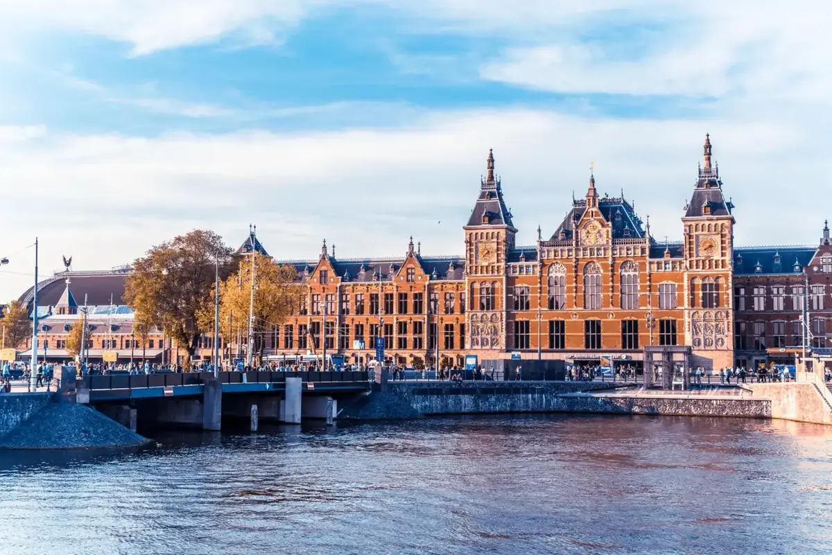 Destino de ferry: Ámsterdam