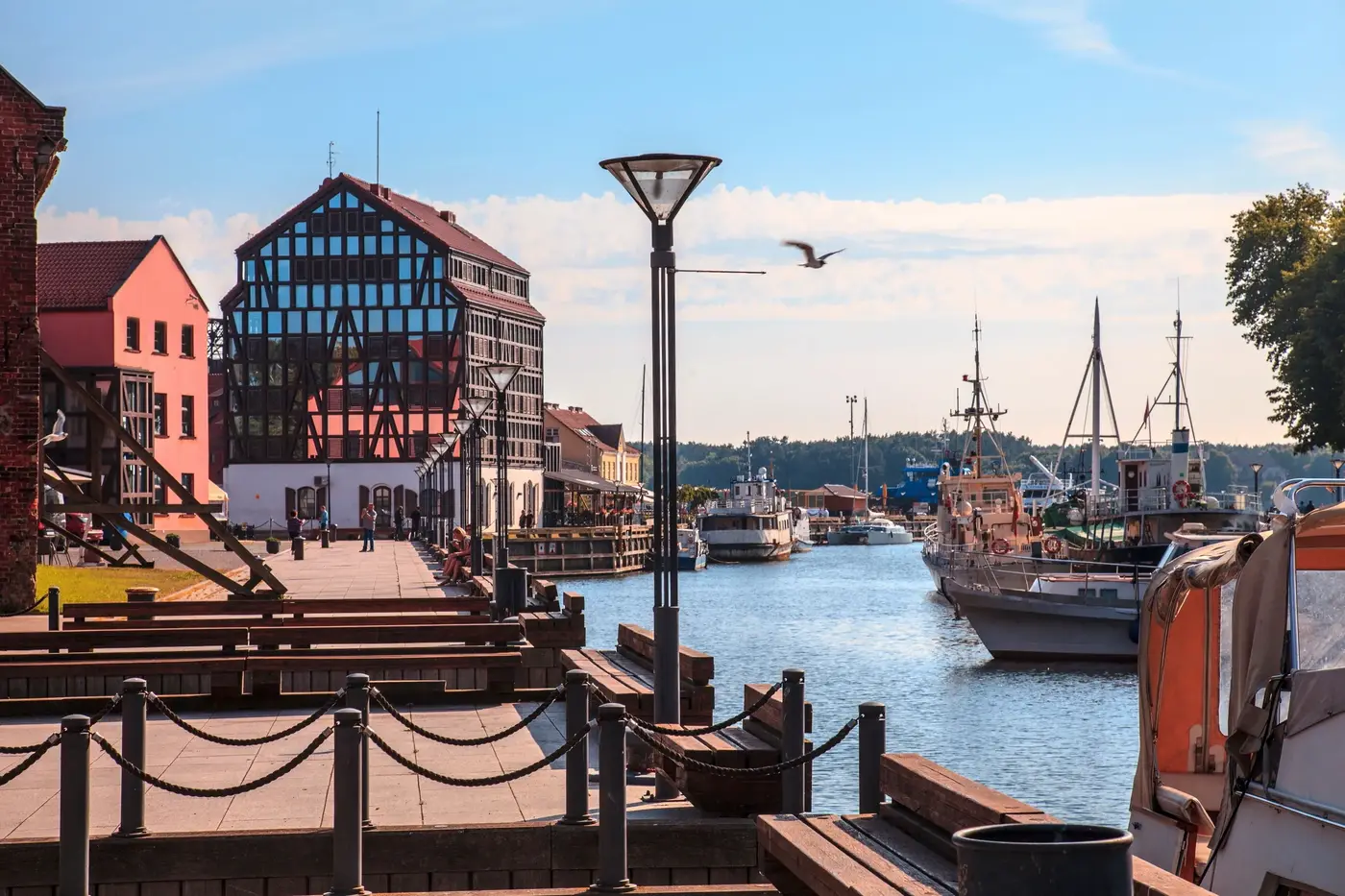 Casco antiguo de Klaipėda, paseo marítimo y laguna de Curlandia, Lituania