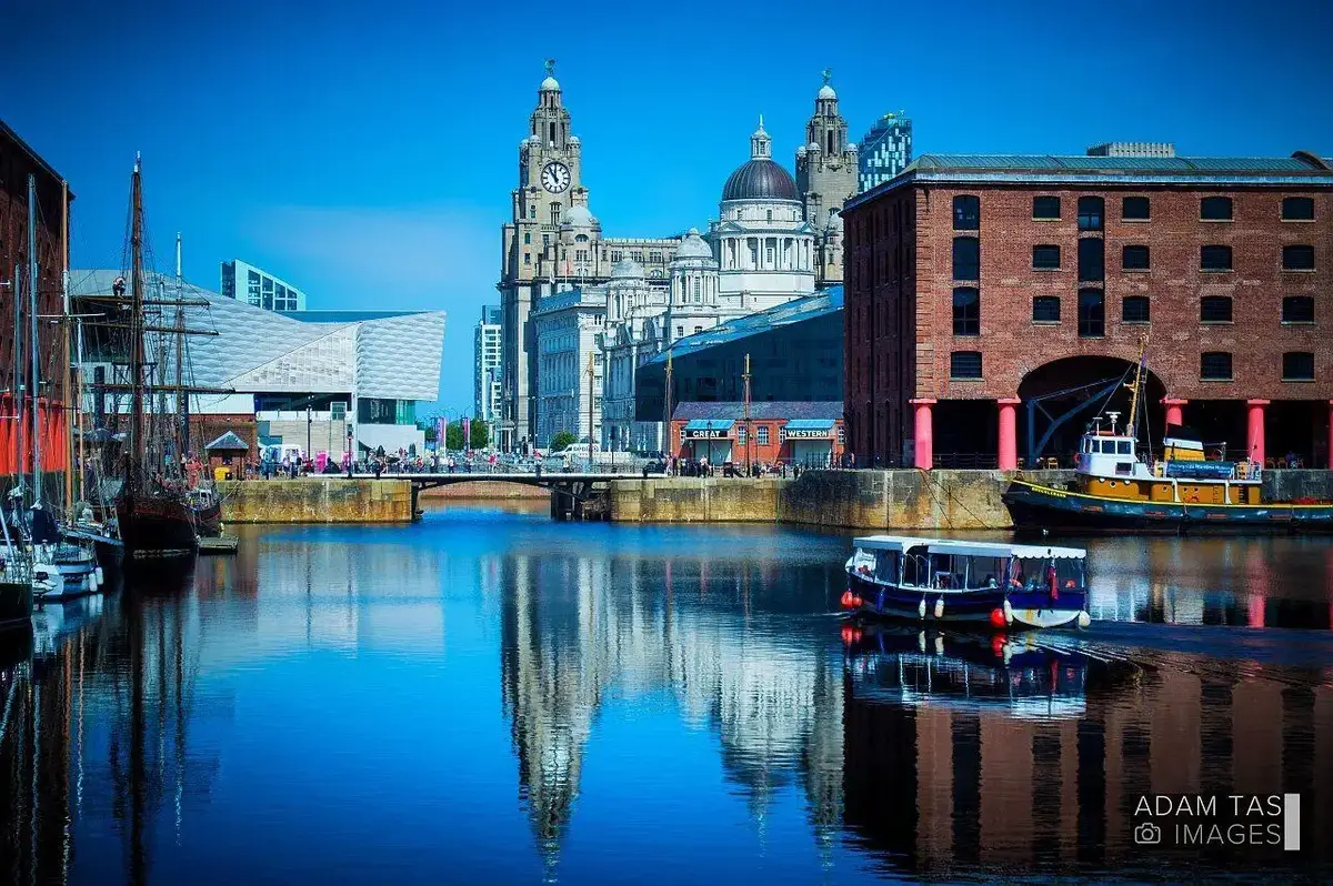Destino de ferry: Liverpool