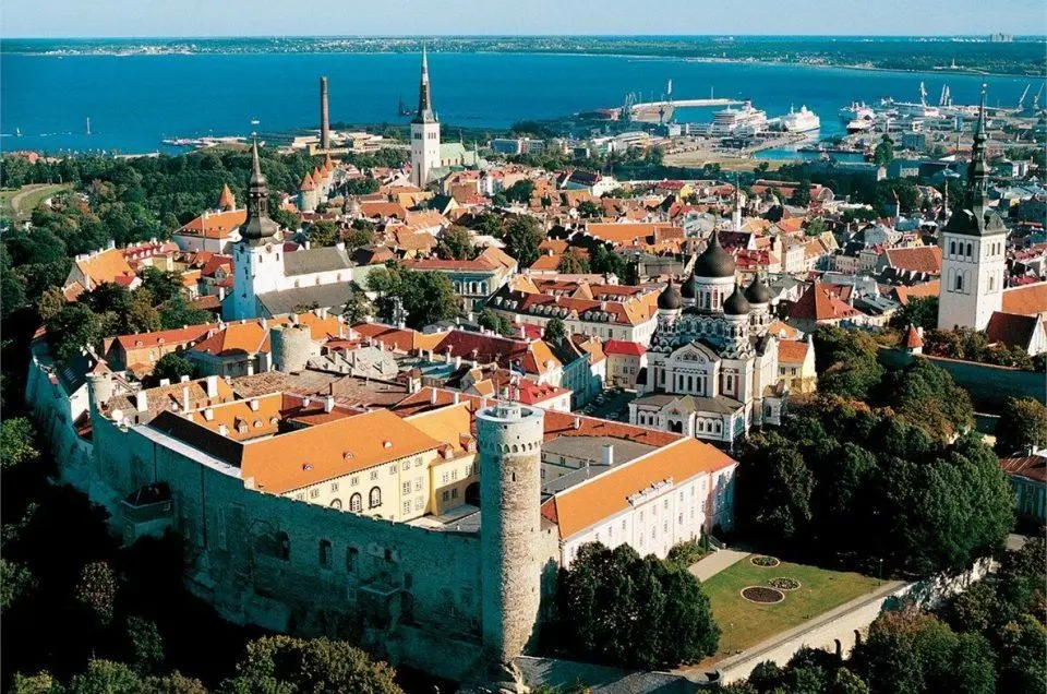 Destino de ferry: Tallin