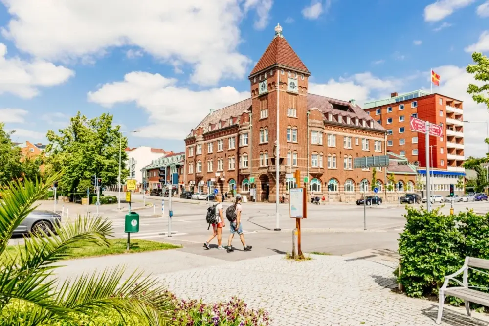Paseo marítimo de Trelleborg, patrimonio vikingo y costa sur de Suecia