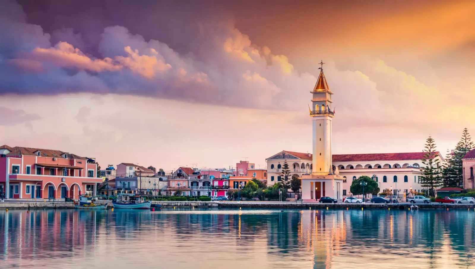 Ciudad de Zante, puerto y litoral jónico de Grecia