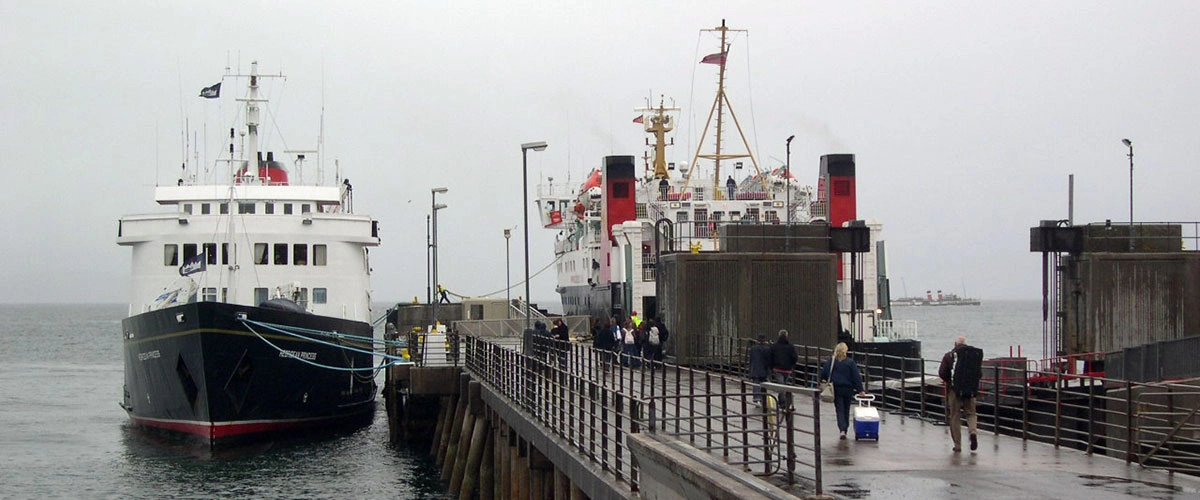 Coll – puerto y destino de ferry
