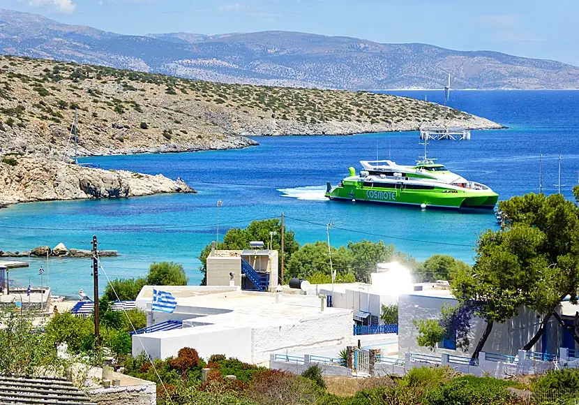 Iraklia – puerto y destino de ferry