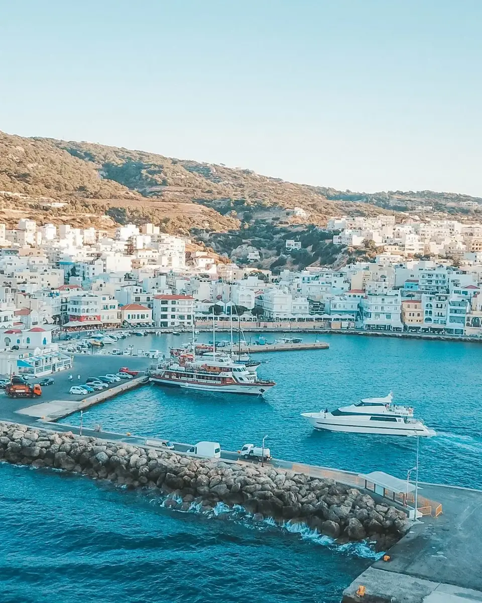 Karpathos – puerto y destino de ferry