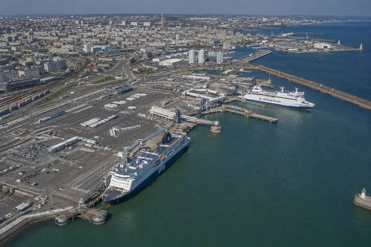 Terminal de pasajeros de Brittany Ferries en Le Havre, Normandía