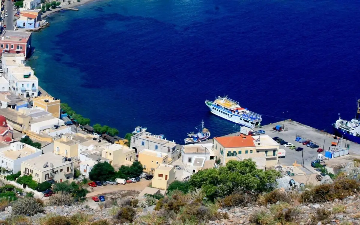Leros – puerto y destino de ferry