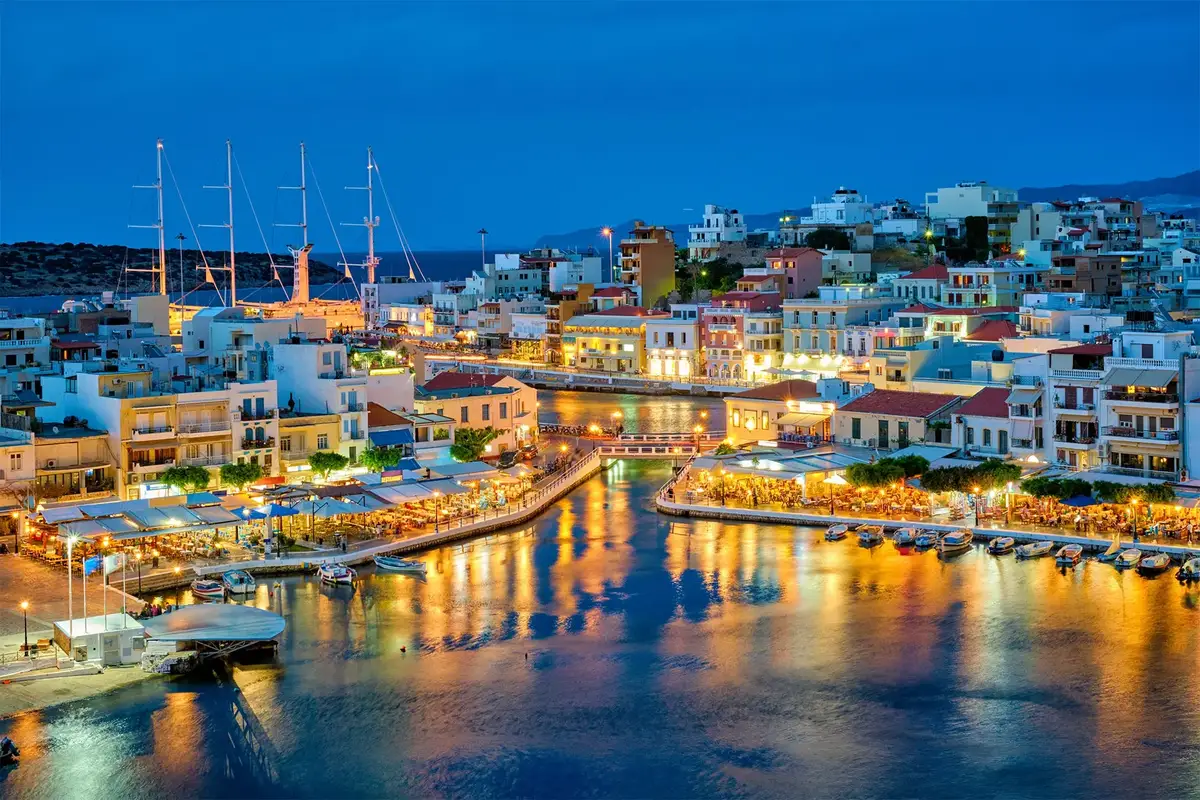 Sitia – puerto y destino de ferry