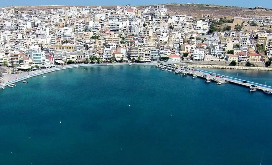 Puerto de Sitia y litoral del este de Creta