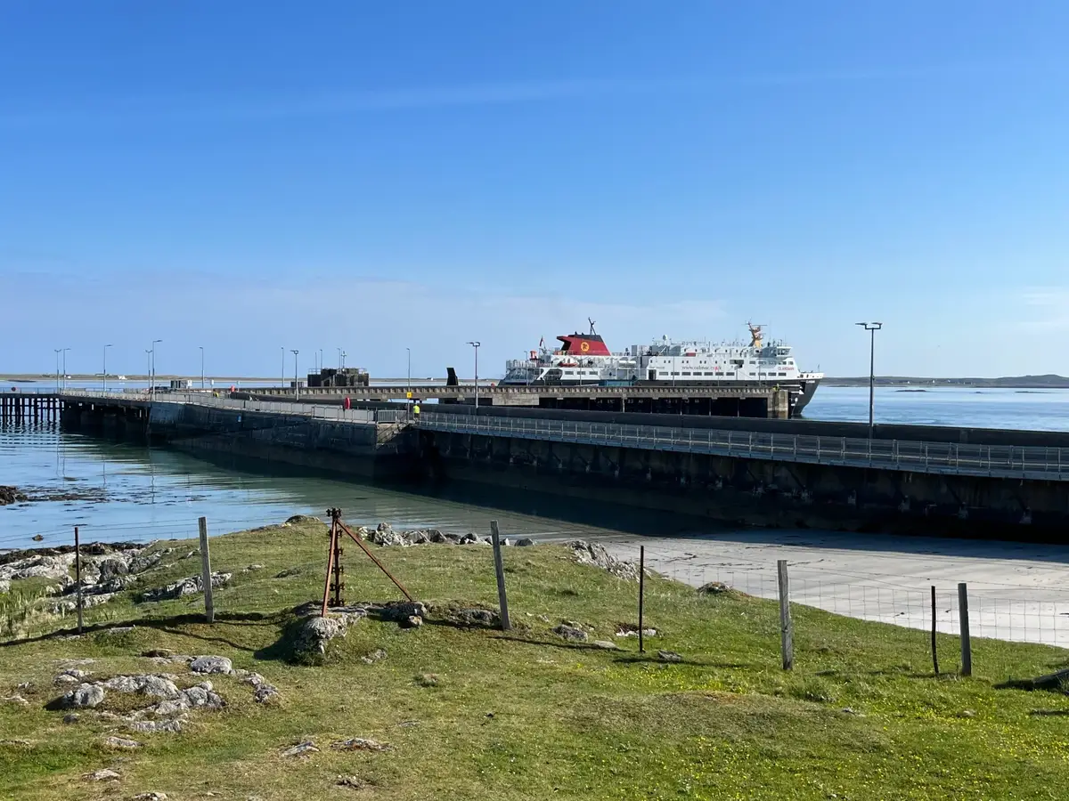 Tiree – puerto y destino de ferry