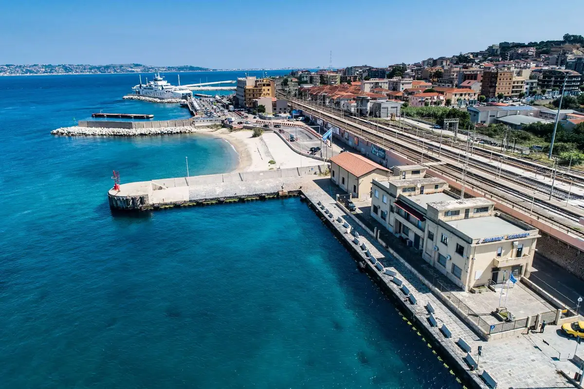 Villa San Giovanni – puerto y destino de ferry