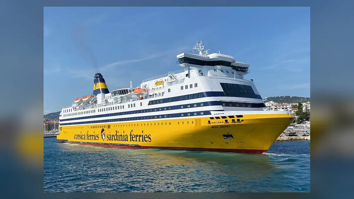 Ferry de Corsica Ferries