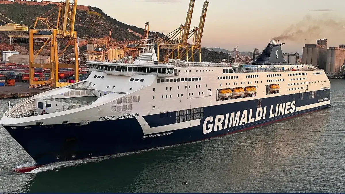 Ferry de Grimaldi Lines